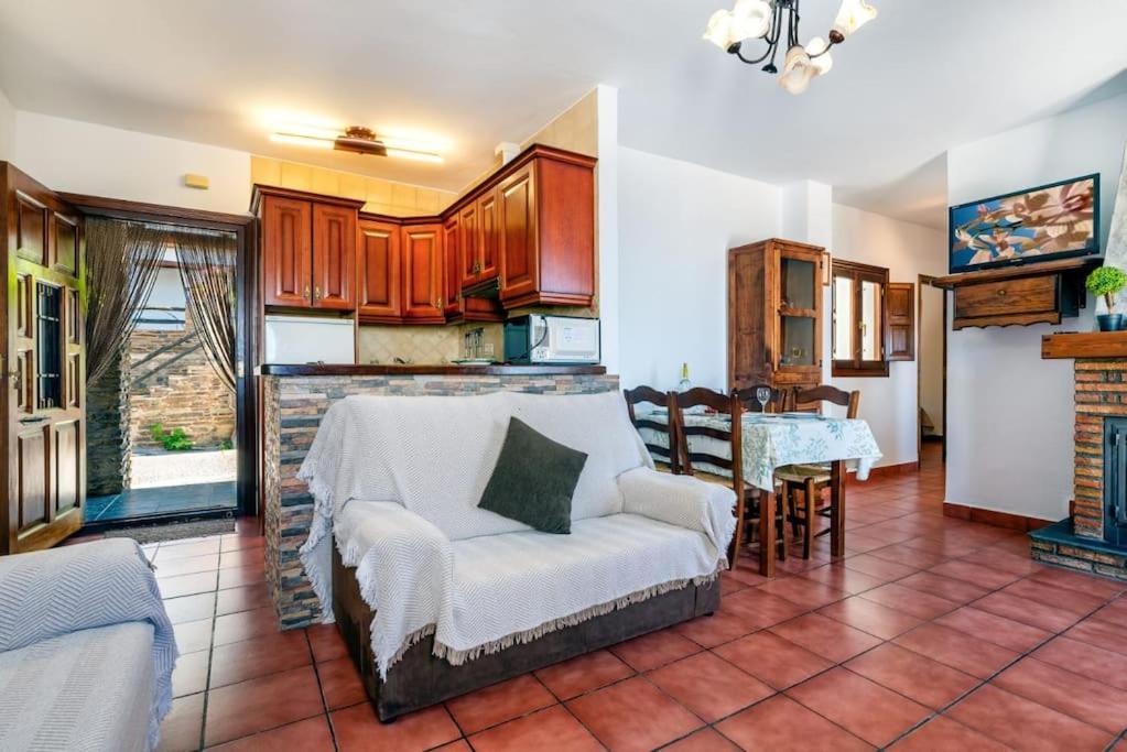 Casa Jose Capileira - Alpujarraアパートメント エクステリア 写真